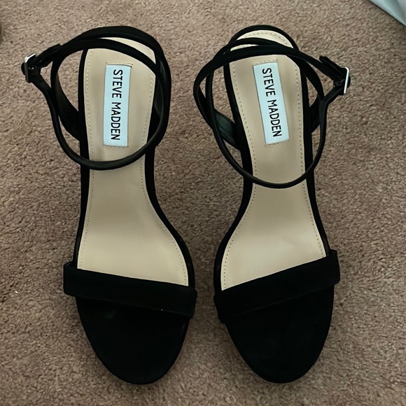 Steve Madden Shoes - NEW Steve Madden Black Suede Heels